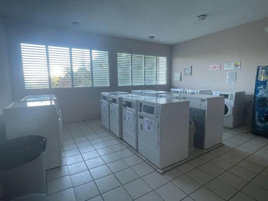 Ocean View 2 Bed 1 Bath 2 Parkings & Pool @ Dos Marinas Fajardo Διαμέρισμα Εξωτερικό φωτογραφία